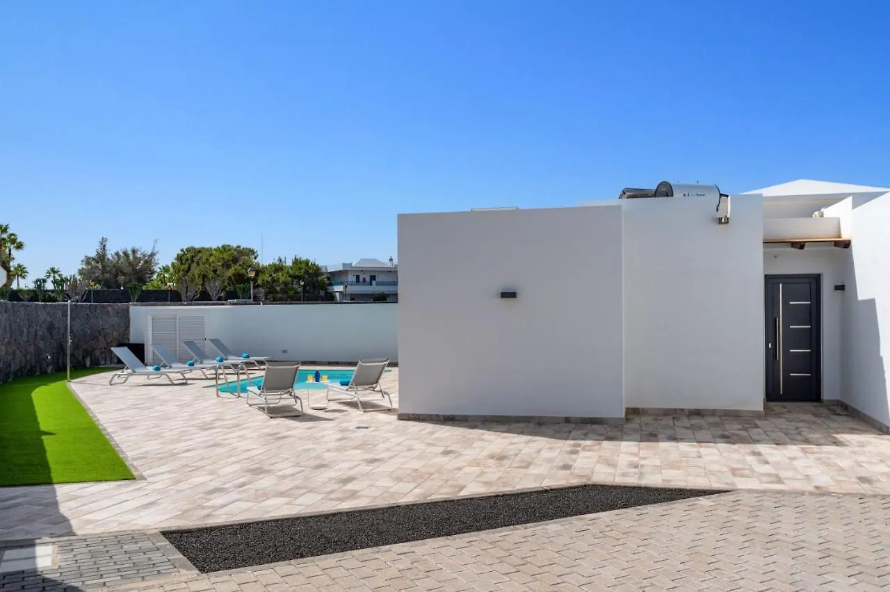 Villa La Nueva By Villa Plus Playa Blanca